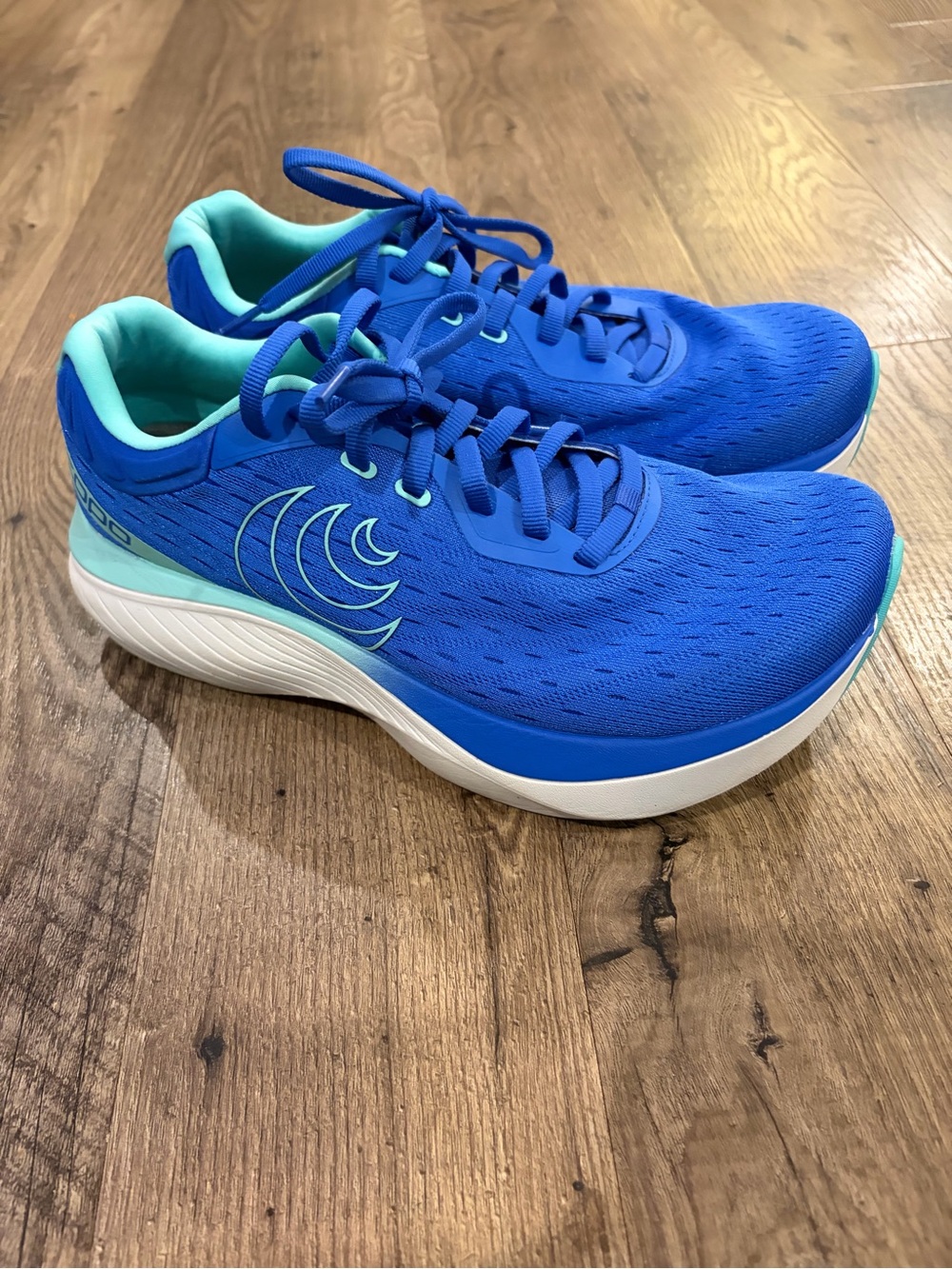 TOPO ATHLETIC Atmos Blue Aqua Running Shoes Sneakers